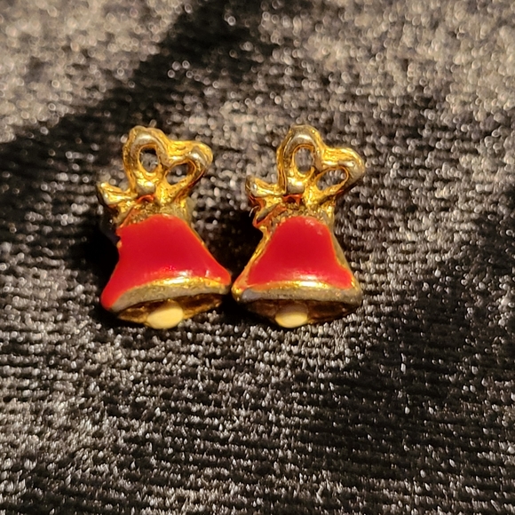 Holiday Earrings - Picture 4 of 10